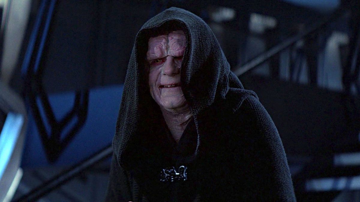 Pourquoi Palpatine n’a-t-il jamais porté de casque ou de masque Sith ?